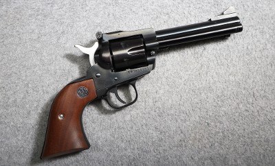 Ruger
New Model Single Six
.32 H&R Magnum