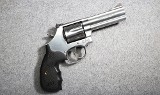 Smith & Wesson ~ 686-6 ~ .357 Magnum