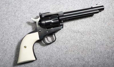 Ruger ~ New Model Single-Six ~ .22 LR/.22 Mag