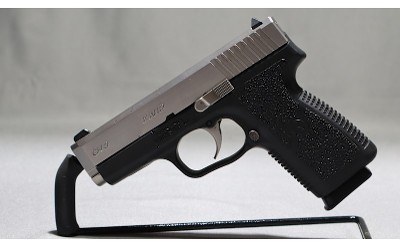 KAHR ARMS CW9 - Image 2 of 3