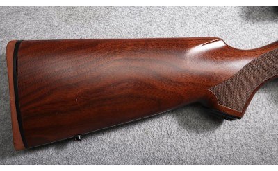 Winchester ~ 70 Classic Sporter ~ 7MM STW - Image 4 of 18