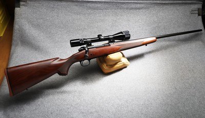 Winchester ~ 70 Classic Sporter ~ 7MM STW - Image 2 of 18
