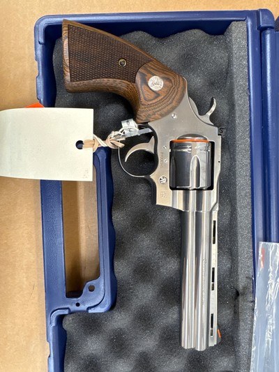Colt Python Stainless Steel 357 mag - Image 4 of 4