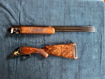 BROWNING SUPERLIGHT, 12GA GRADE VI, AMAZING FEATHERCROTCH WALNUT STOCK, APPERS TO BE UNFIRED. - Image 4 of 11