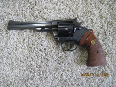 Colt Trooper Mark III - Image 1 of 3