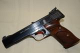 Smith & Wesson - Model 41 - 3 of 9