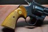 Colt Python .357 Mag.- 4 of 12