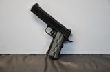 Dan Wesson 1911 Valor .45 ACP - 2 of 10