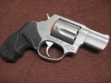 TAURUS 905 9MM REVOLVER - STAINLESS - 2-INCH - MINT IN BOX - 3 of 7