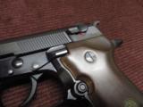 BROWNING BDA .380 - NEAR MINT WITH THREE 13-ROUND MAGS - 14 of 14