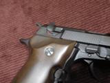 BROWNING BDA .380 - NEAR MINT WITH THREE 13-ROUND MAGS - 10 of 14