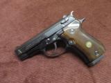 BROWNING BDA .380 - NEAR MINT WITH THREE 13-ROUND MAGS - 12 of 14