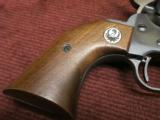 RUGER SINGLE SIX .22LR - OLD MODEL - 3-SCREW - 5 1/2-INCH - MADE IN 1963 - NEAR MINT - 5 of 13