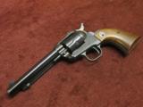 RUGER SINGLE SIX .22LR - OLD MODEL - 3-SCREW - 5 1/2-INCH - MADE IN 1963 - NEAR MINT - 8 of 13