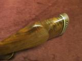WEATHERBY MARK V .300 WYB. MAG. - PRETTY WOOD - WITH WEATHERBY SCOPE - EXCELLENT - 11 of 13