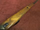 WEATHERBY MARK V .300 WYB. MAG. - PRETTY WOOD - WITH WEATHERBY SCOPE - EXCELLENT - 9 of 13