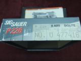 SIG SAUER P226 9MM - WEST GERMAN - MINT IN BOX WITH TWO 15-RND MAGS, MANUAL & TEST TARGET - 5 of 7