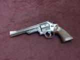 SMITH & WESSON 29-2 .44 MAGNUM - 6 1/2-INCH - NICKEL - PINNED & RECESSED - TT TH TS - NEAR MINT - APPEARS UNFIRED - 2 of 11