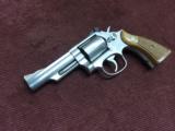 SMITH & WESSON MODEL 66-2 - .357 MAGNUM - 4-INCH - STAINLESS - EXCELLENT - 2 of 9