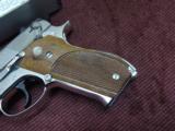 SMITH & WESSON 39-2 9MM - NICKEL- NEAR MINT IN BOX - 7 of 12