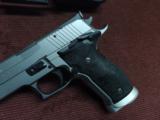 SIG SAUER P226 S - X5 - 9MM - SAO - STAINLESS - GERMAN - EXCELLENT WITH BOX & PAPERS - 10 of 11