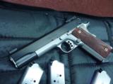 ED BROWN CLASSIC CUSTOM 1911 .45ACP - WITH FOUR FACTORY MAGS & CASE - 9 of 15