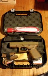 Glock 23,Gen 4, .40cal - 3 of 11
