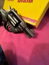 High Standard Sentinel Snub Revolver R-108, .22 S-L-LR, 9 Shot - 10 of 20