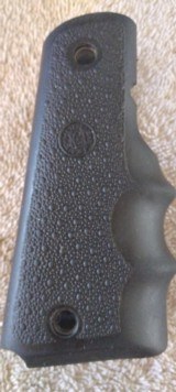 HOGUE
WRAP AROUND
FULL SIZE
1911
STYLE GRIPS - 3 of 6