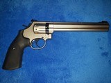 Smith and Wesson model ,686 CO2 pellet pistol - 5 of 9