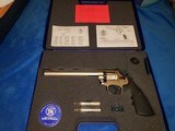 Smith and Wesson model ,686 CO2 pellet pistol - 3 of 9