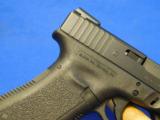 LNIB Glock 17 Gen 3 w/ box and extra sights - 13 of 21