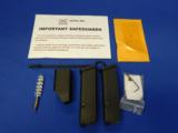 LNIB Glock 17 Gen 3 w/ box and extra sights - 20 of 21