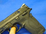 Like New condition Smith & Wesson Shield M2.0 380 ACP - 9 of 18