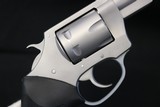 Like New Condition Charter Arms Pathfinder 2 inch Barrel 22 Mag Stainless - 5 of 20