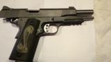 Kimber Custom TLE/RL II
1911 Semi-Auto pistol with case
- 7 of 8