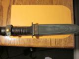 WWII Robeson Shuredge USN MK2 fighting knife and scabbard. - 8 of 8