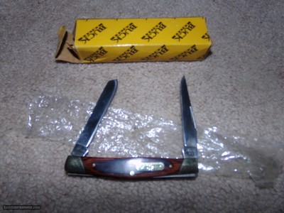 Buck 372 Muskrat 2006 NOS