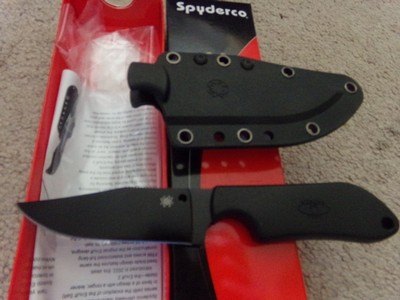 Spyderco Knives - Image 1 of 5