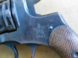 Russian 1895 Nagant Revolver Assemblage - 8 of 15