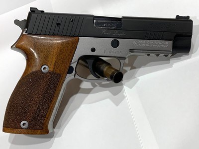 Sig Sauer P220 