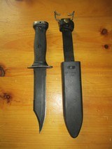 NAVY
SEALS
KNIFE - 1 of 5