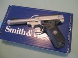 SMITH & WESSON
VICTORY
PISTOL - 1 of 3