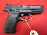 Smith & Wesson M&P22 4"bbl (USED) - 1 of 2
