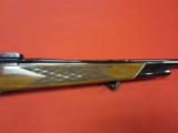 Weatherby Mark V Deluxe 300 Weatherby Magnum 24"
- 5 of 9