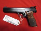 Smith & Wesson Model 41 22LR 5.5" (NEW) - 2 of 2
