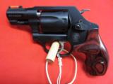 Smith & Wesson MODEL 351PD-R AIRLIGHT 22 Magnum 1 7/8" w/ Fiber Optic Sight (NEW) - 2 of 2