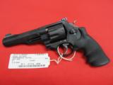 Smith & Wesson 327TRR8 357 Magnum 5" Performance Center (NEW) - 3 of 4