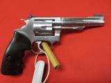 Smith & Wesson 651 22 Magnum 4