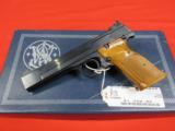 Smith & Wesson Model 41 22LR 5.5